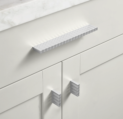 Ручка-кнопка Restoration Hardware Helmsley L3.2 Polished Nickel    Helmsley 24170105 PN