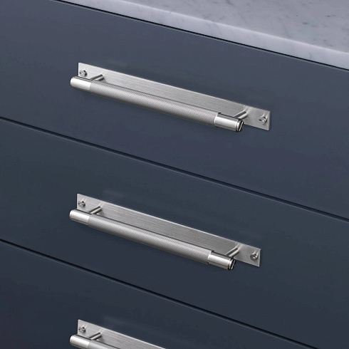 Ручка-скоба Buster and Punch Pull Bar Plate Cross Steel Cross UK-PB-HP-260-ST-A