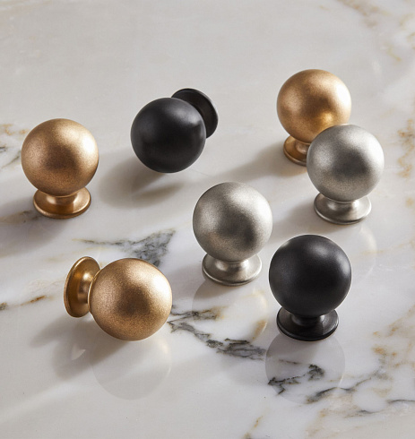 Ручка-кнопка Rejuvenation Ball d.3.2cm Oil-Rubbed Bronze Ball 3201544