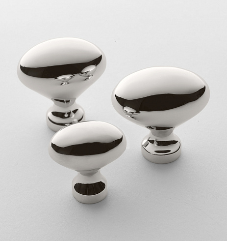 Ручка-кнопка Rejuvenation Medium Oval d.3.2 Oil-Rubbed Bronze Medium Oval 8217521 (C100308)