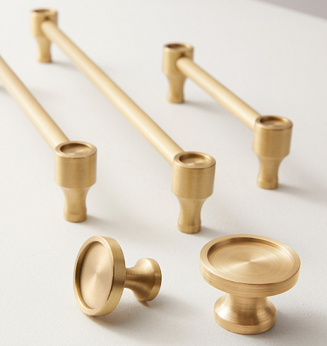 Ручка-кнопка Rejuvenation Perles d.2.5 Brushed Satin Brass Perles 7903022 (C8418)