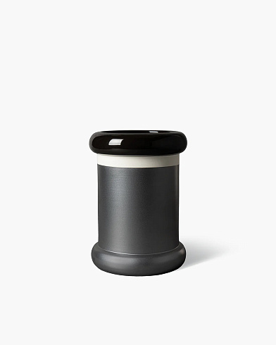 Ваза Bitossi Ceramiche Untitled 28 Oxidized black Untitled Z66A0547