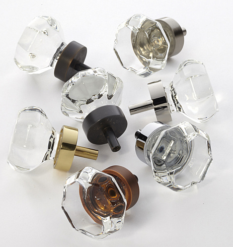 Ручка-кнопка Rejuvenation Octagon Glass d.3.2 Unlacquered Brass Octagon 1997637 (C7784)