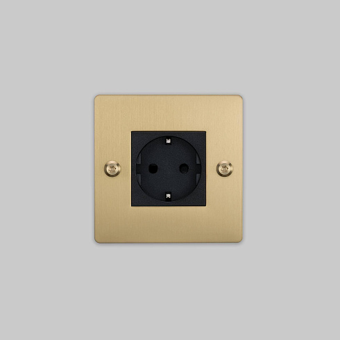 Розетка Buster and Punch 1G / Schuko Type F / Linear / Without B+P Logo / White Sockets CSC-144096
