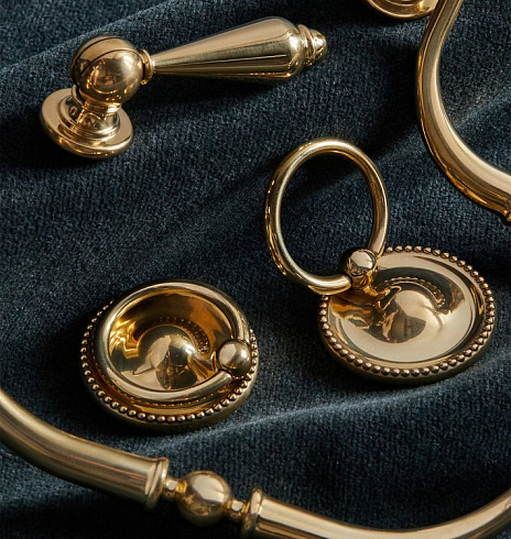 Ручка-кнопка Rejuvenation Hans Drop Ring Aged Brass Hans 6234099