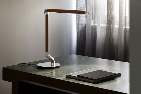 Настольная лампа Contardi Picchio Polished aluminium / Cognac leather Picchio ACAM.006318