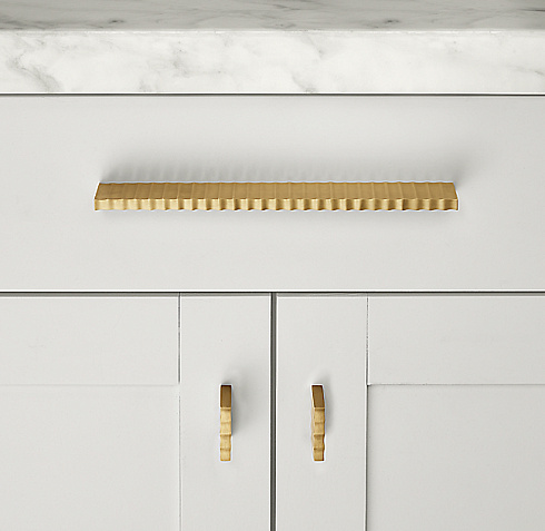 Ручка-скоба Restoration Hardware Helmsley L.15.2 Lac.Burnished Brass Helmsley 24170273 ABRS