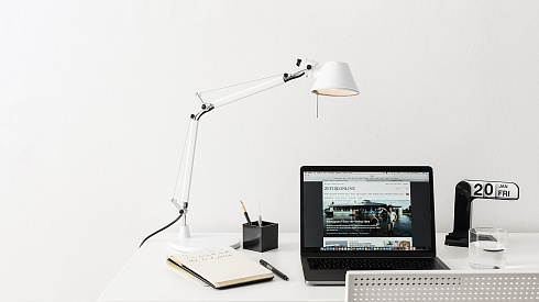Настольная лампа Artemide Tolomeo Micro Lilac Tolomeo micro AS01180059