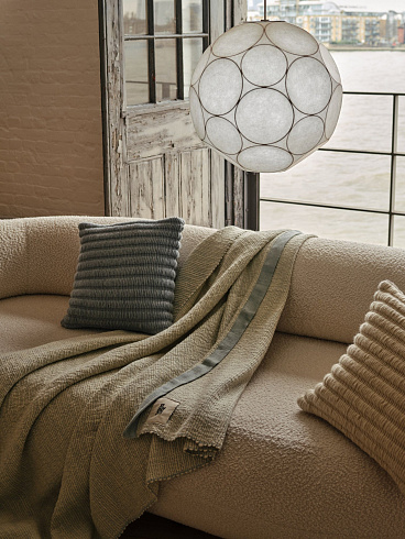 Подушка Tom Dixon Ridge 45x45 cm Natural Cotton Wool-Mix  Ridge RICU45NA