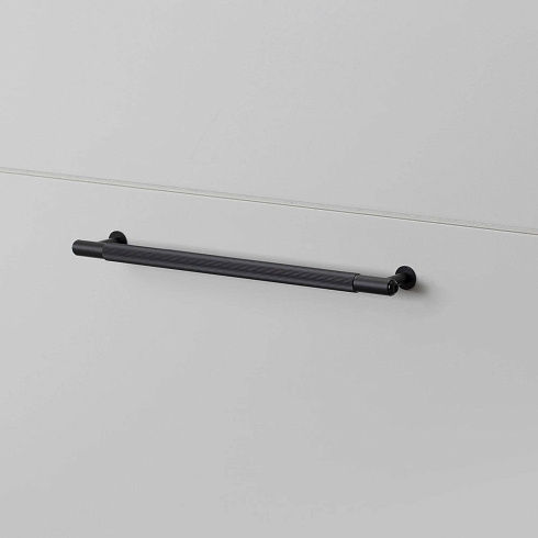 Ручка-скоба Buster and Punch Pull Bar Linear Medium Black Linear GPB-02293