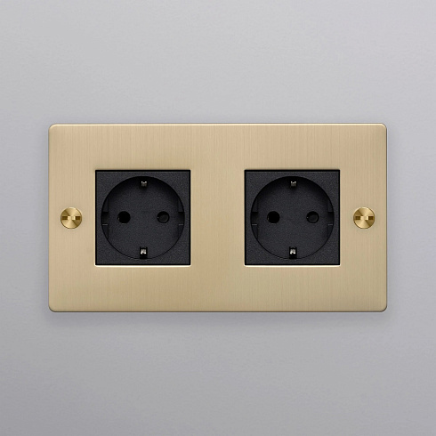 Розетка Buster and Punch 2G Schuko Type F brass Sockets CSK-053442