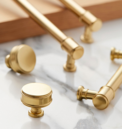 Ручка-кнопка Rejuvenation Ladd d.3.2 Aged Brass Ladd 2577381 (C103166)