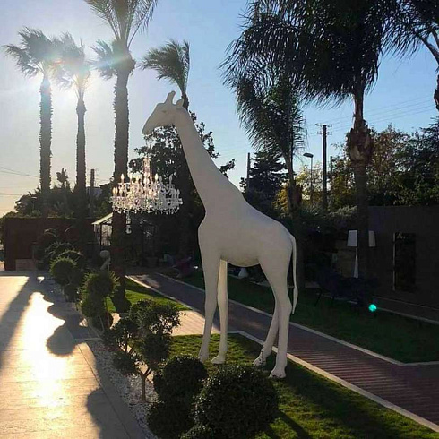 Уличный светильник Qeeboo Giraffe in Love M White Giraffe in Love 19004WH