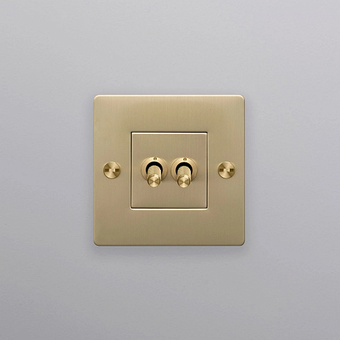 Выключатель Buster and Punch 1G Double brass Switches CTG-053782