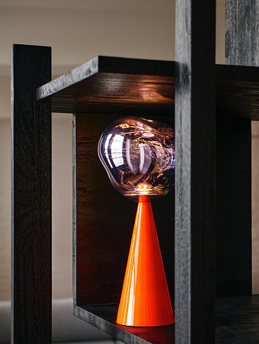 Настольная лампа Tom Dixon Melt High-Gloss Fluoro Melt MEPO01FLUN