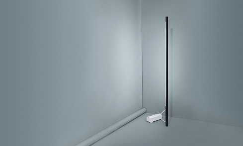 Напольный светильник Astep Model 1063 Model 1063 T05-F12-000B